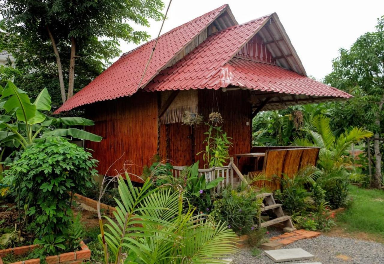 Odambang Village Homestay Battambang Eksteriør billede