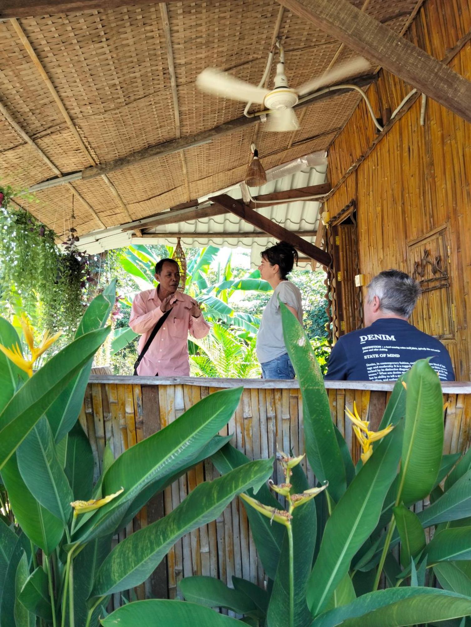 Odambang Village Homestay Battambang Eksteriør billede